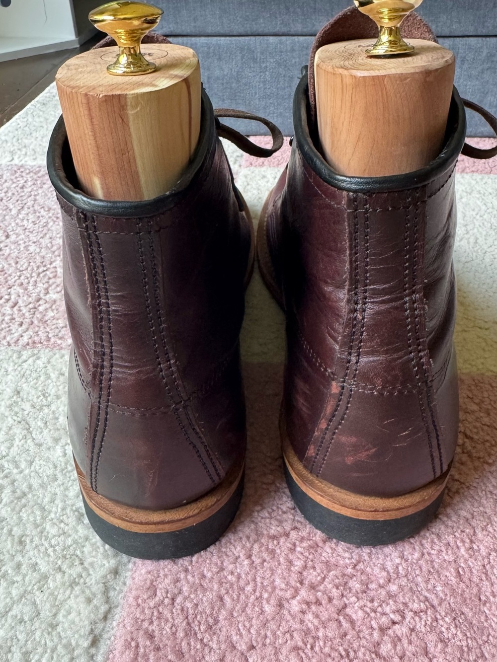 Men's Red Wing Heritage 6-inch boot in Black Cherry Excalibur Leather - Picture 4 of 8